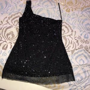 ‼️⚠️FINAL SALE⚠️‼️Wildcat black Sequin Top Size M